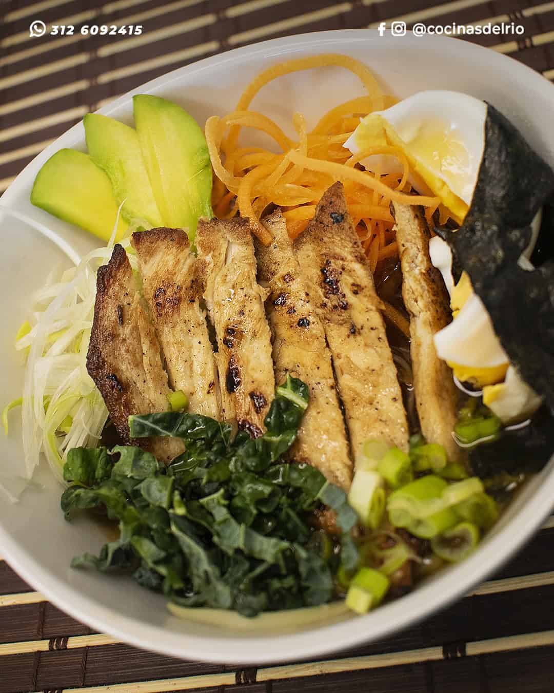 POST-COCINAS-DEL-RIO-PLATO-ASIATICO-RAMEN-PEEKOO-LUNES-31-JULIO-2023Mesa-de-trabajo-1.jpg